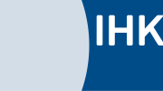 IHK Logo auf blauem Hintergrund